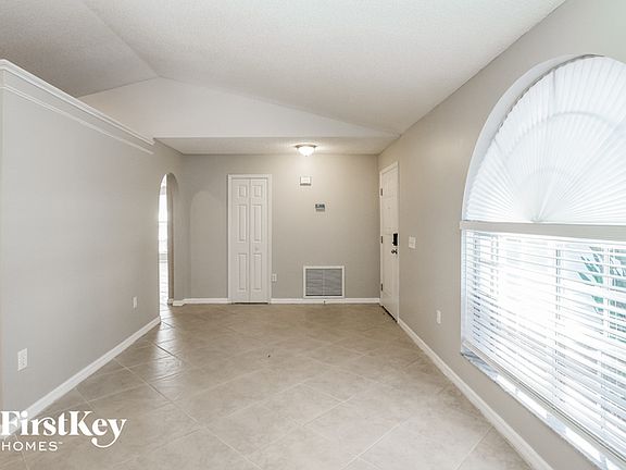 2nd image of 3224 Brentwood Ln