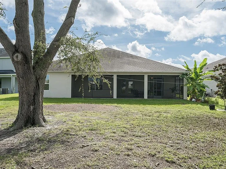 5409 Camberwell Ln — Photo 4