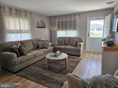 14 Marquis St, Toms River, NJ, 08757
