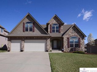 19610 Franklin St, Elkhorn, NE 68022