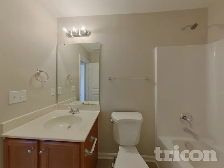 2729 Stonefield Crossing Dr — Photo 14