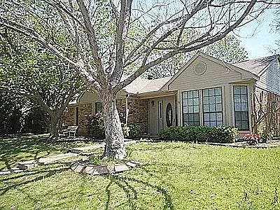 951 Redcedar Way Dr Photo 1