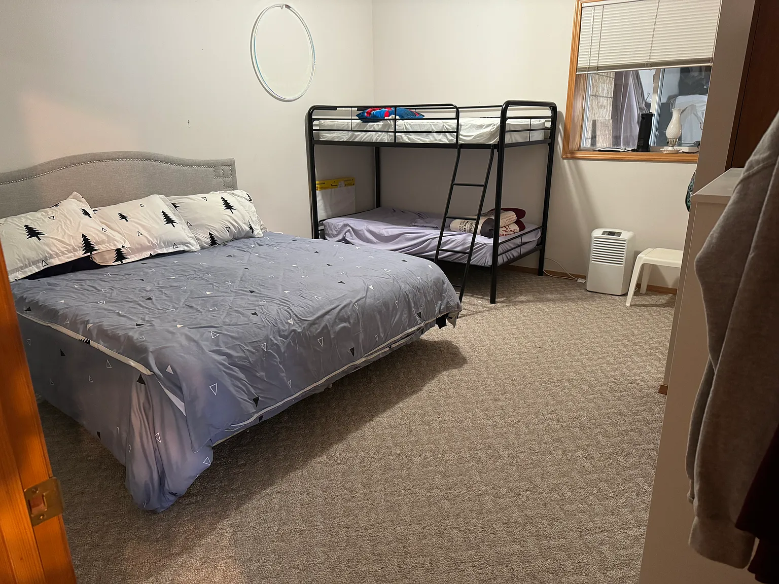 555 Laclede Shores Dr — Photo 3