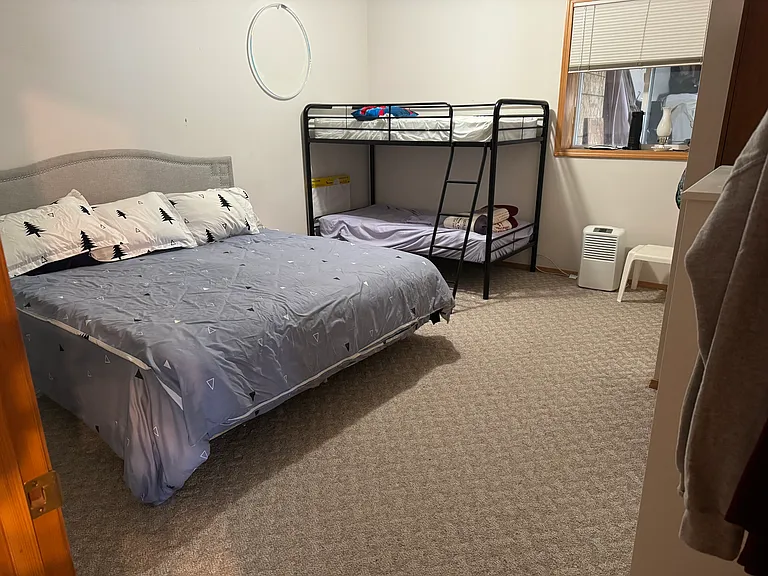 555 Laclede Shores Dr — Photo 3