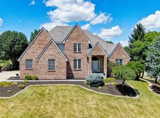5193 Wesselman Woods Dr, Cleves, OH 45002