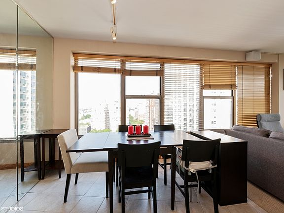 5th image of 2970 N Lake Shore Dr APT 16E