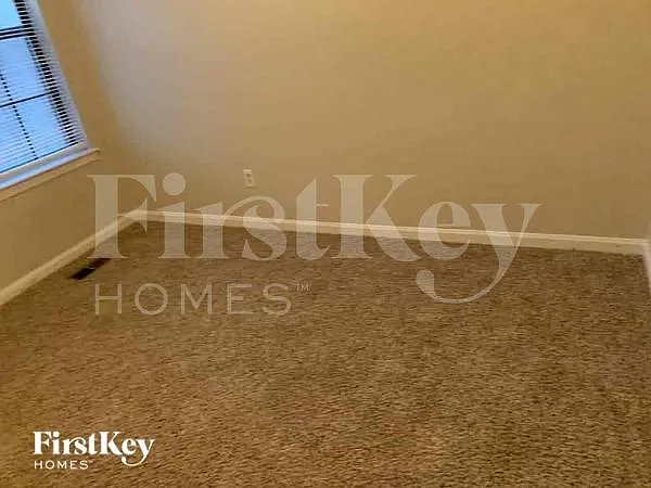 6140 Littleton Dr — Photo 8