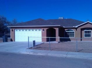 822 Theresa Dr, Belen, NM 87002
