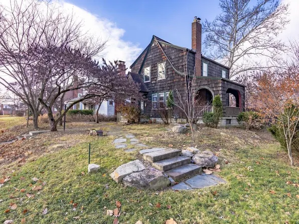 3049 Woodbine Pl, Columbus, OH 43202