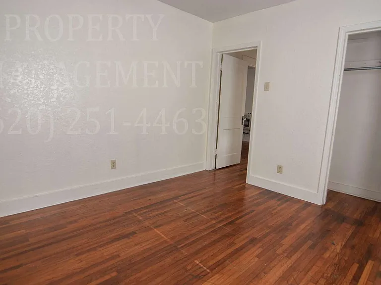 1407 W 6th St — Photo 6