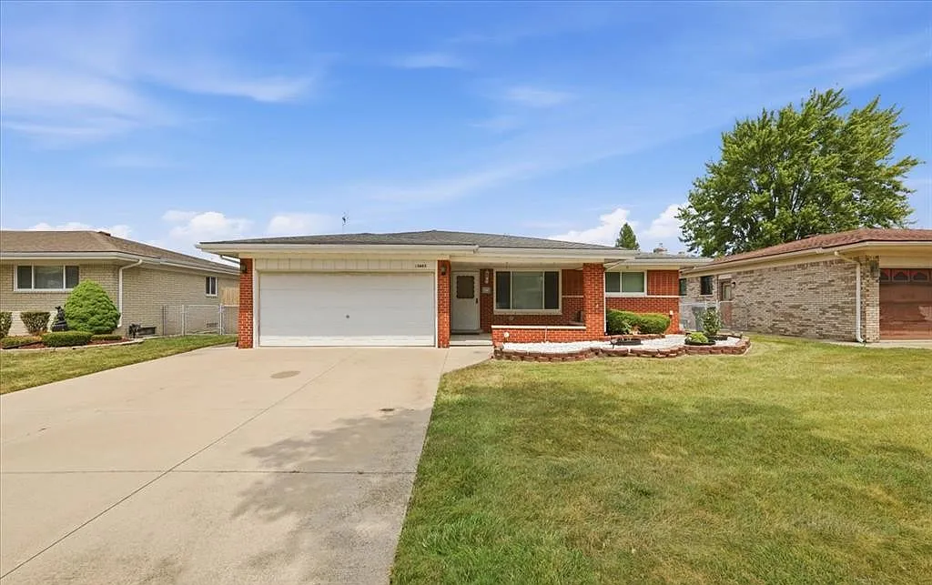 3 bed, 2612 sqft, $2,375 — Photo 1