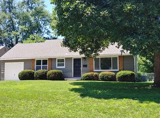 6821 W 73rd St, Overland Park, KS 66204