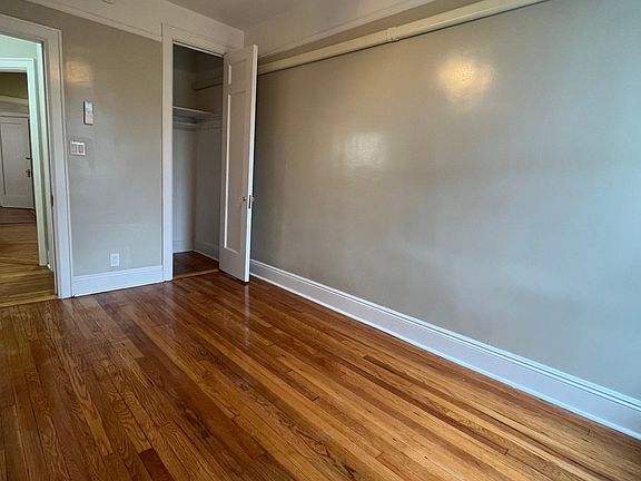 3rd image of 337 E 238th St Floor 2