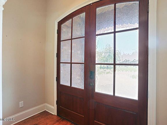 4th image of 114 Belle Oak Dr