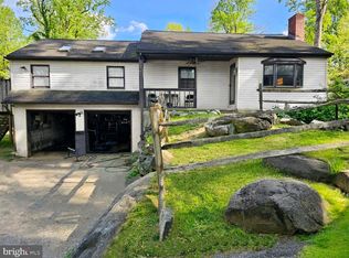 10 Walnut Rd, Newtown Square, PA 19073