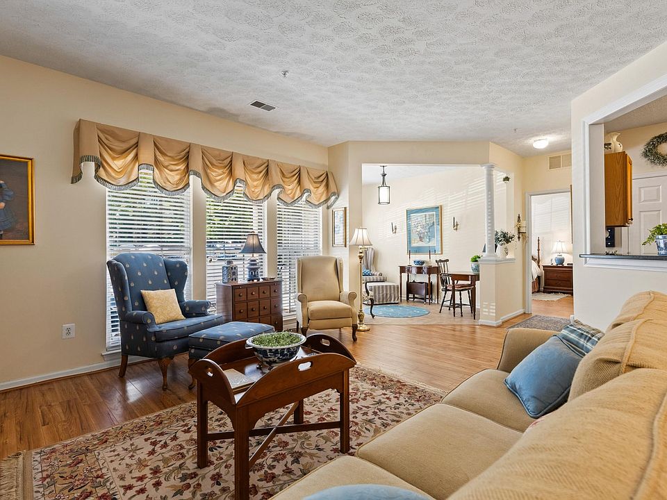 1st image of 1120 Spalding Dr Unit 13