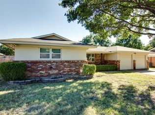 429 Fieldwood Ter, Hurst, TX 76053
