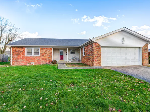 413 Edgewood Dr, Lebanon, IN 46052