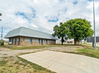 1236 E Main St, Cushing, OK 74023