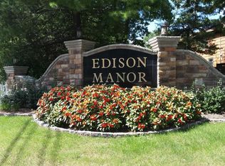 503 Merrywood Dr, Edison, NJ 08817