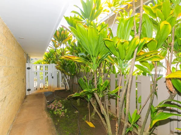 (undisclosed Address), Honolulu, HI 96813
