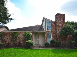 1614 Washington Dr, Deer Park, TX 77536