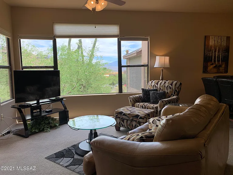 6655 N Canyon Crest Dr #23201 — Photo 7