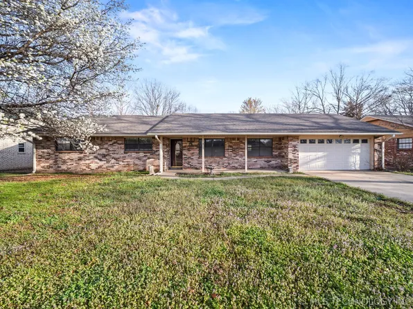 413 Moore Ln, Dewey, OK 74029