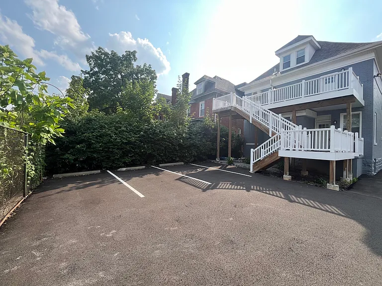 211 Amber St #2 — Photo 16