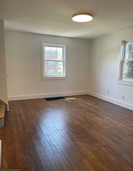 1461 Morris Ave #1L — Photo 2