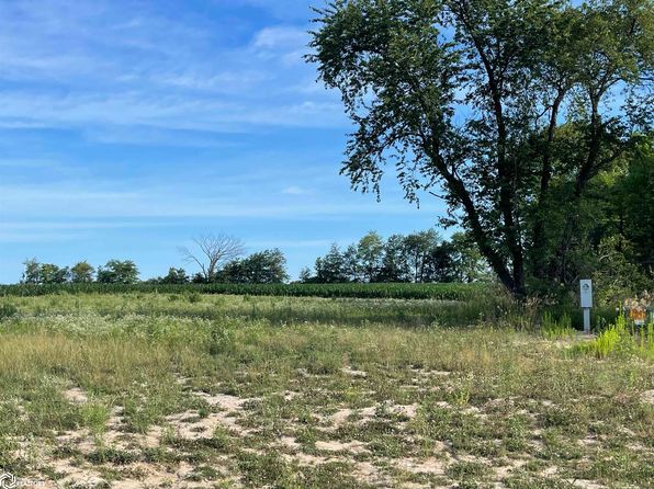 Pin Oaks LOT 8, Mount Pleasant, IA 52641