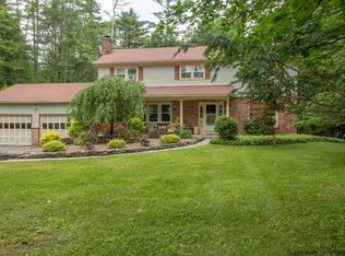 11 Carey Dr, Woodstock, NY 12498