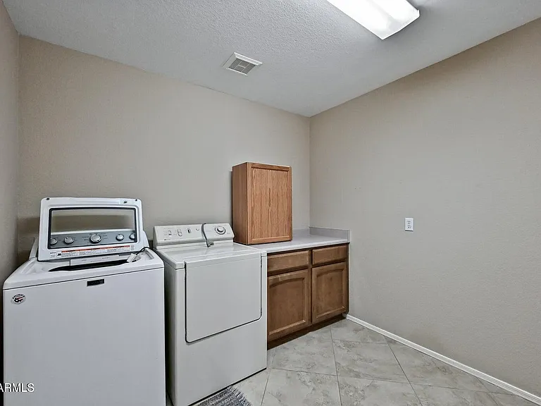 9222 E Crystal Dr — Photo 21