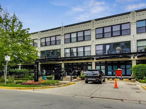 1069 W 14th Pl Unit 228, Chicago, IL 60608