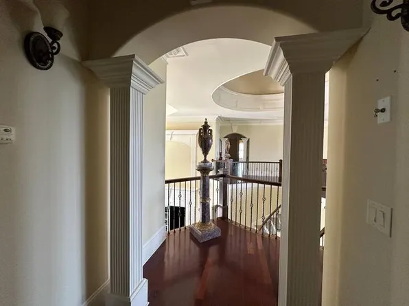 2116 Adel Dr, Loganville, GA 30052