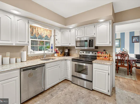 2703 Meadowridge Ct, Myersville, MD 21773