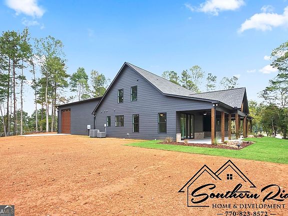 5th image of 140 Martin Cemetery Rd