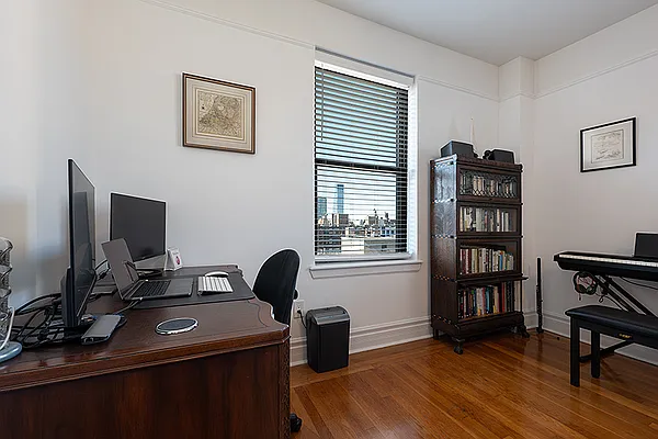 Rented by Rita S Citrin, LREB | media 4