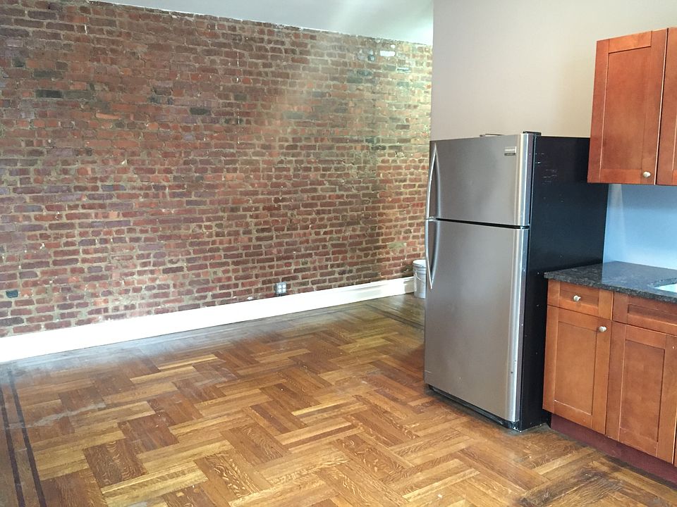 1st image of 25 E 21st St APT 3C