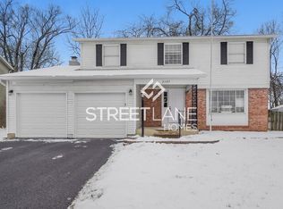2109 Drumlin Dr, Grove City, OH