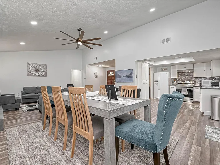 11618 Corona Ln — Photo 39