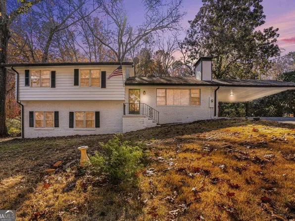 4849 Kenilworth Dr, Stone Mountain, GA 30083
