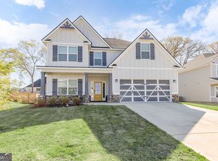 646 McCarley Downs Dr, Bonaire, GA 31005