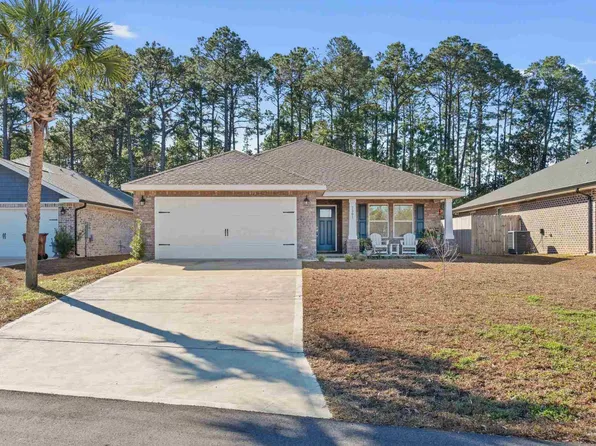 7391 E Bay Blvd, Navarre, FL 32566