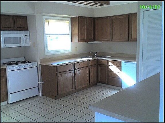 Updated Kitchen with Appliances