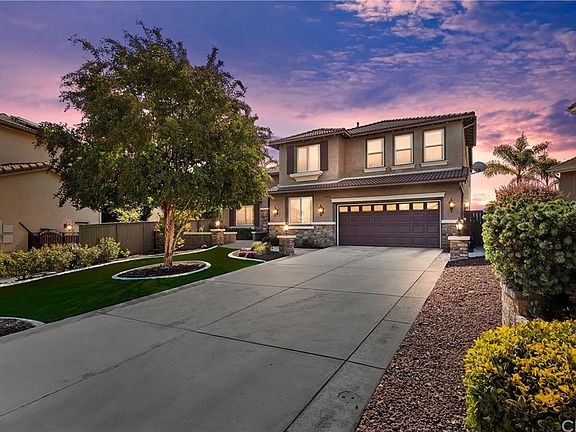 2nd image of 41428 Mackenzie Ct