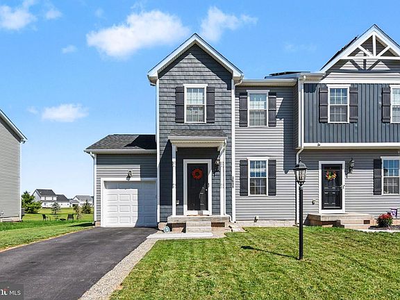 2nd image of 3611 Fieldstone Dr Lot 158
