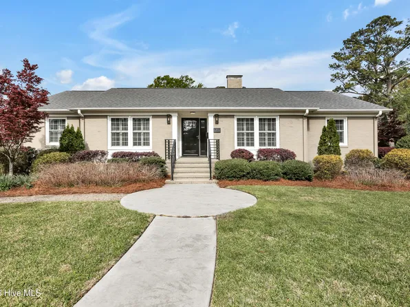 1202 Forest Hills Drive, Wilmington, NC 28403