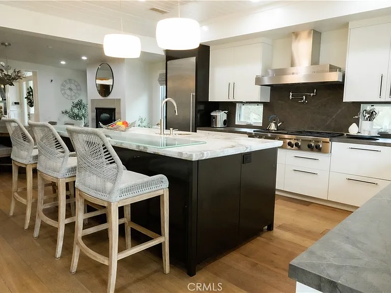 4 Sandbar Dr — Photo 8