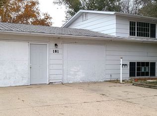 101 Davis St S, Burlington, ND 58722